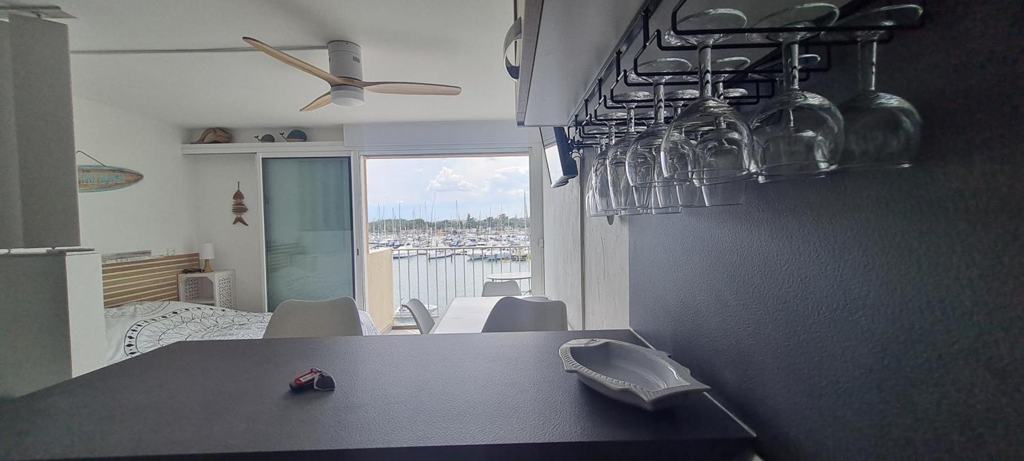 Appartement Avec Balcon, Vue Mer, Piscine, Parking Agde Eksteriør billede