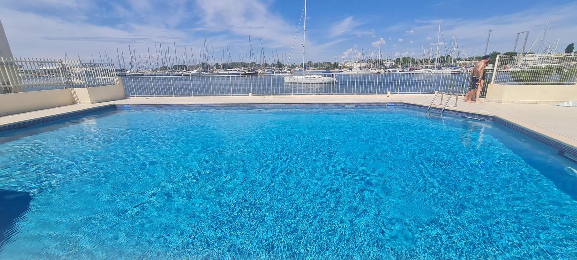 Appartement Avec Balcon, Vue Mer, Piscine, Parking Agde Eksteriør billede